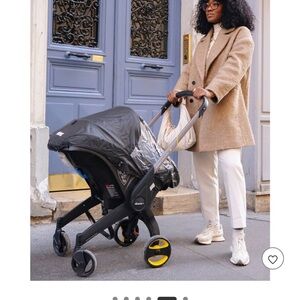 doona Infant Car Seat & Stroller - Black